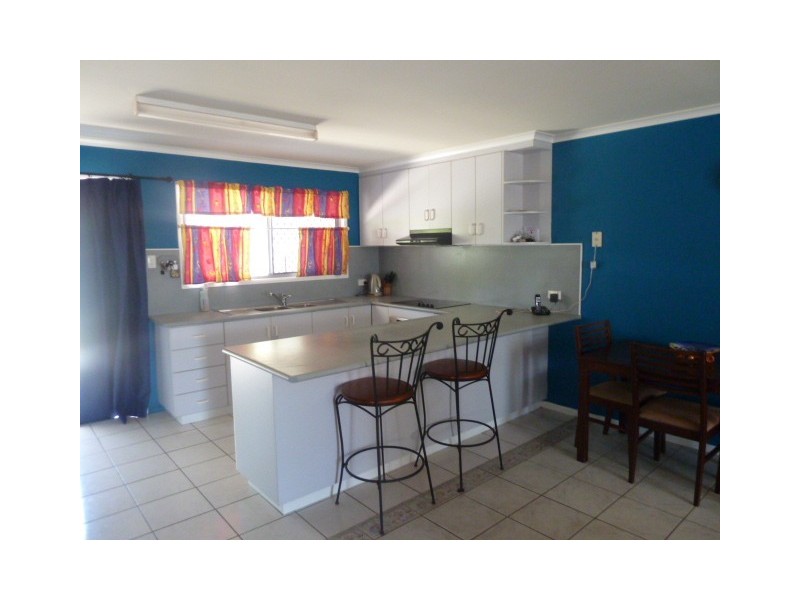 Unit 3-379 Shakespeare Street, West Mackay QLD 4740