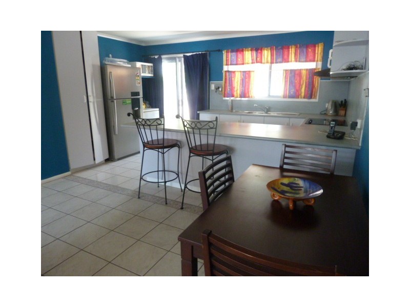 Unit 3-379 Shakespeare Street, West Mackay QLD 4740