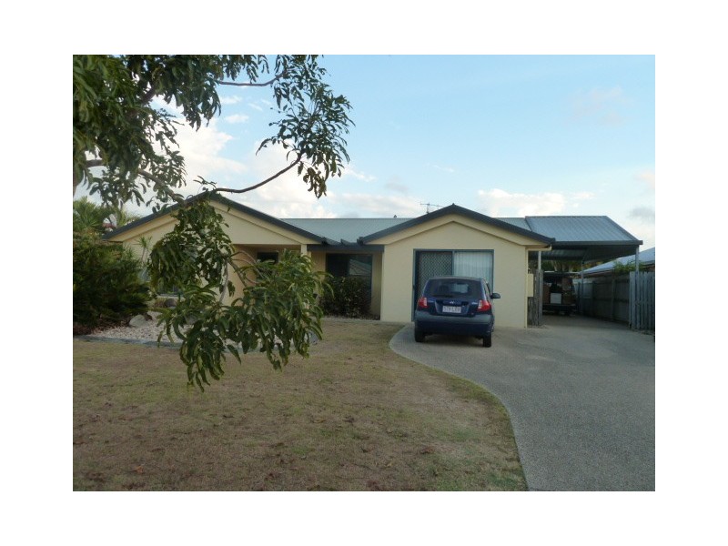 19 Marine Parade, Bucasia QLD 4750