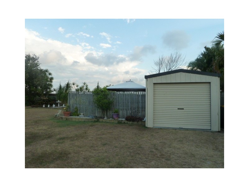 19 Marine Parade, Bucasia QLD 4750