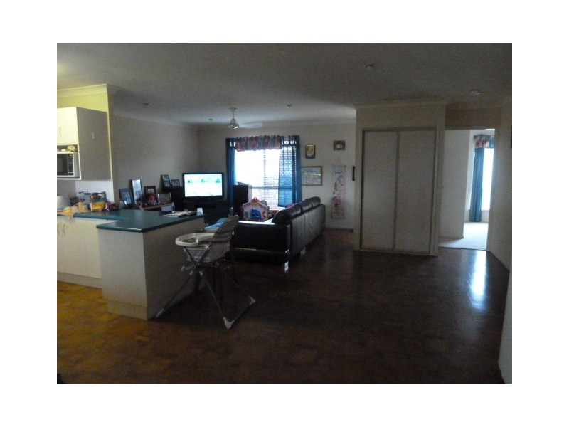 19 Marine Parade, Bucasia QLD 4750