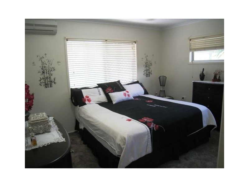 27 Streeter Avenue, West Mackay QLD 4740