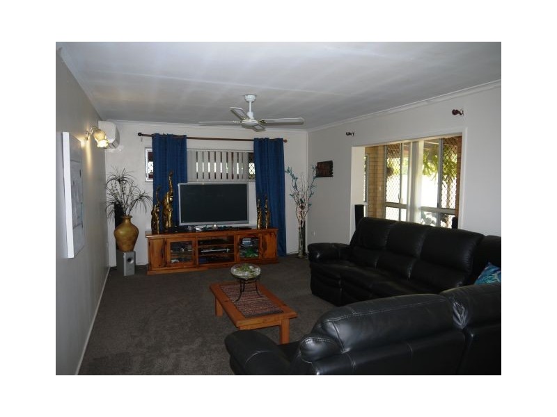 27 Streeter Avenue, West Mackay QLD 4740