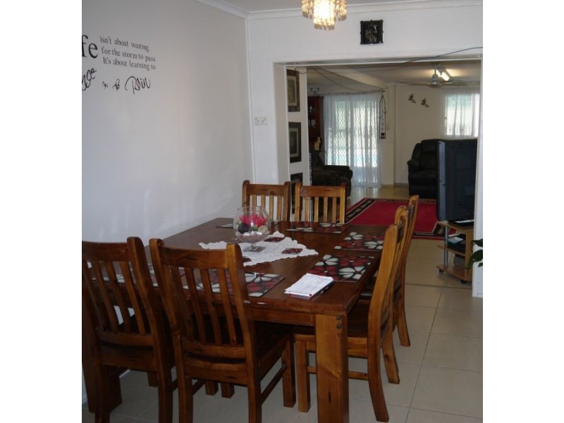 27 Streeter Avenue, West Mackay QLD 4740