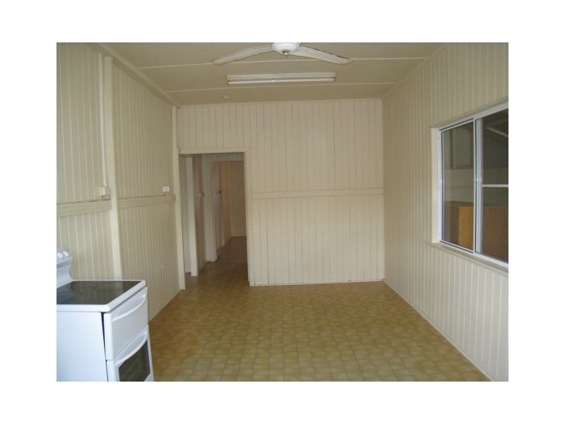 25 Ness Street, West Mackay QLD 4740