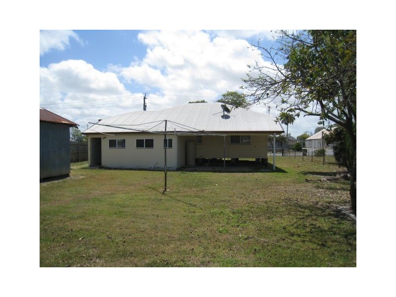 25 Ness Street, West Mackay QLD 4740