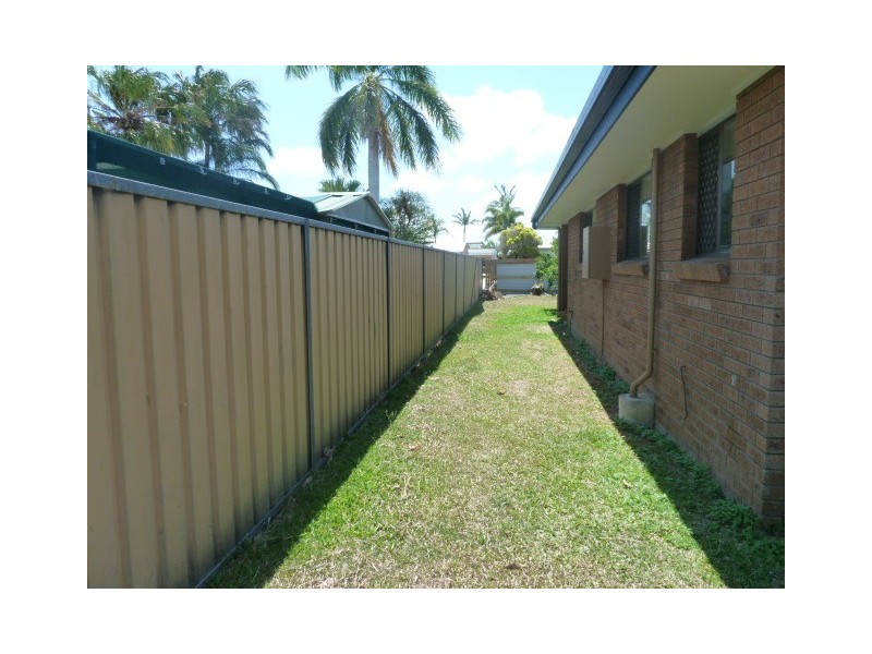 15 NAPIER, South Mackay QLD 4740