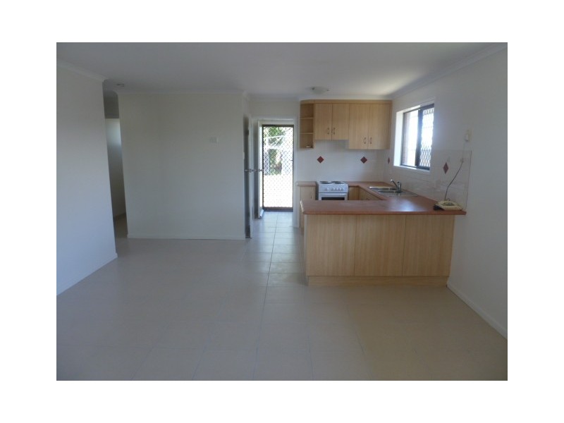 15 NAPIER, South Mackay QLD 4740