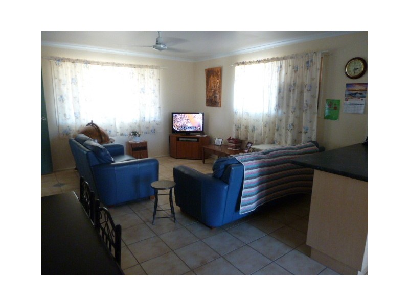 15 NAPIER, South Mackay QLD 4740