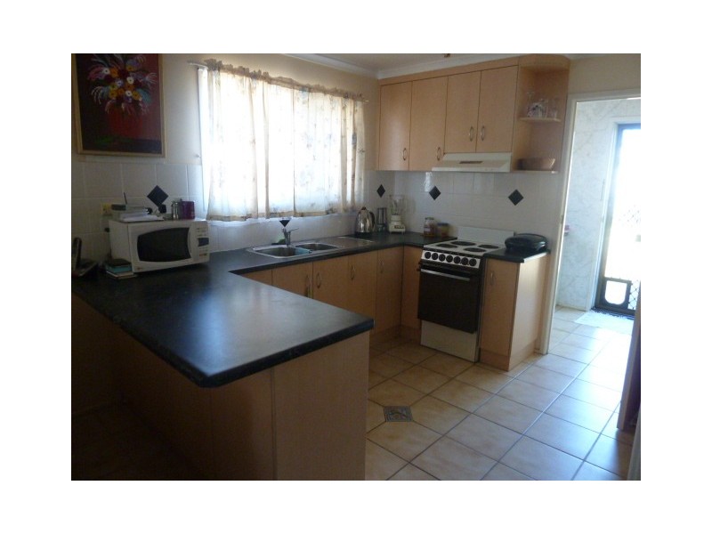 15 NAPIER, South Mackay QLD 4740