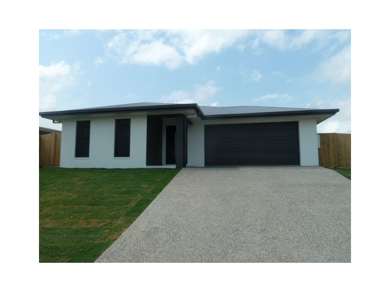 5 Lawrence Street, Walkerston QLD 4751