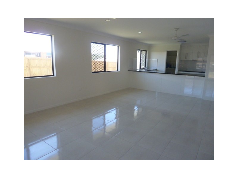5 Lawrence Street, Walkerston QLD 4751