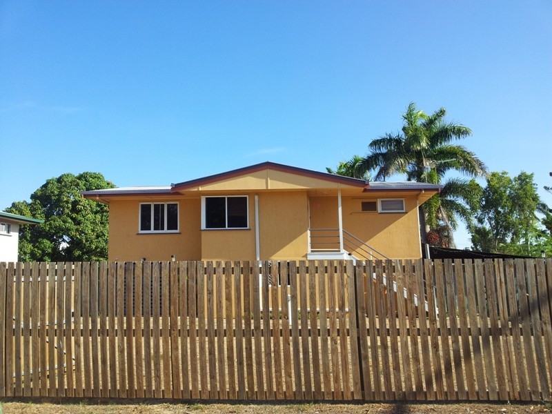 11 Macrossan Street, East Mackay QLD 4740