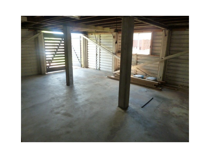 11 Macrossan Street, East Mackay QLD 4740