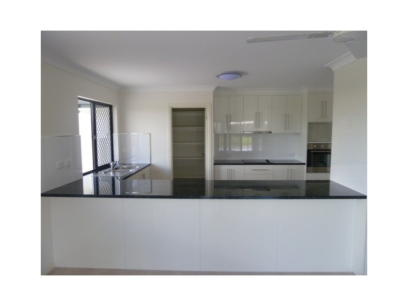 20 Bachelor crt, Marian QLD 4753