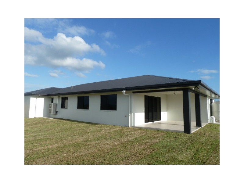 20 Bachelor crt, Marian QLD 4753