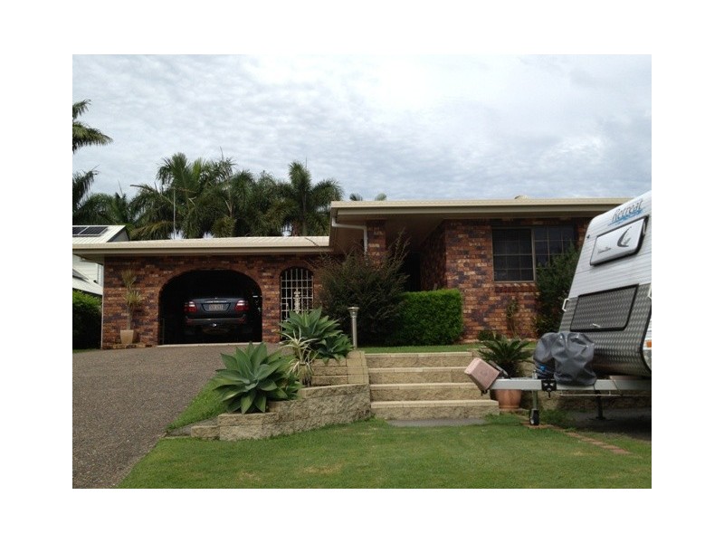 1 Outlook Crs, Mount Pleasant QLD 4740