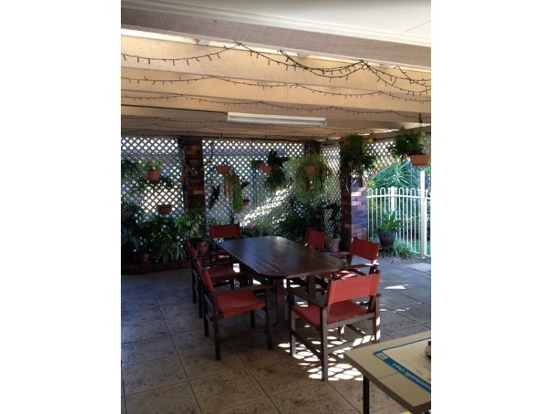 1 Outlook Crs, Mount Pleasant QLD 4740