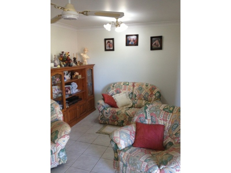 1 Outlook Crs, Mount Pleasant QLD 4740