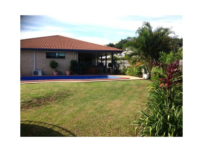 49 Frank Cowley Drive, Glenella QLD 4740
