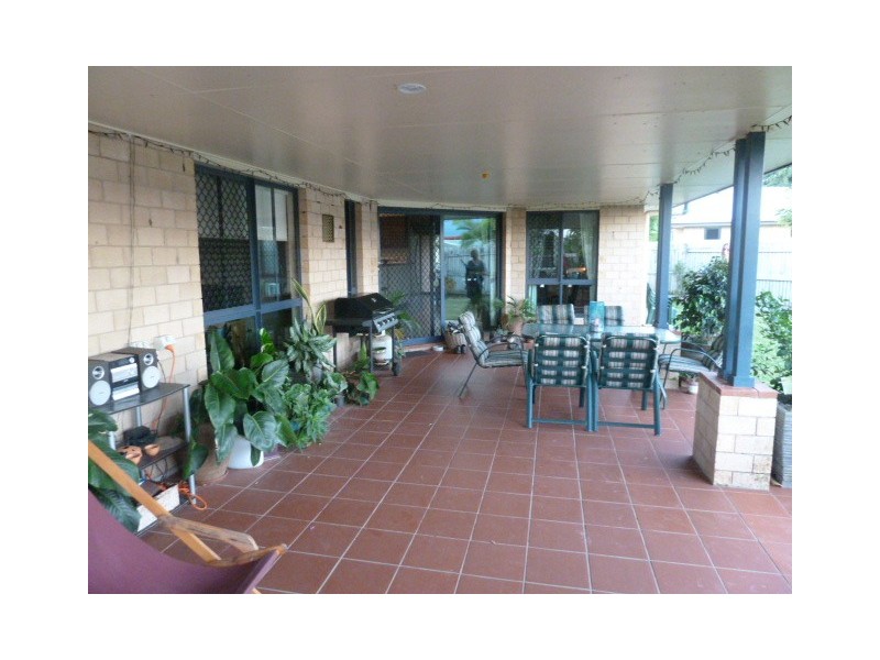 49 Frank Cowley Drive, Glenella QLD 4740