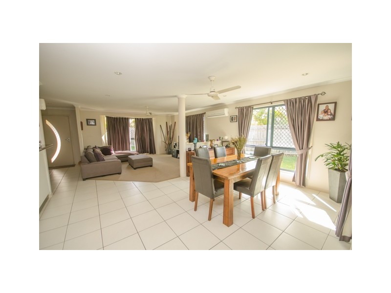 49 Frank Cowley Drive, Glenella QLD 4740