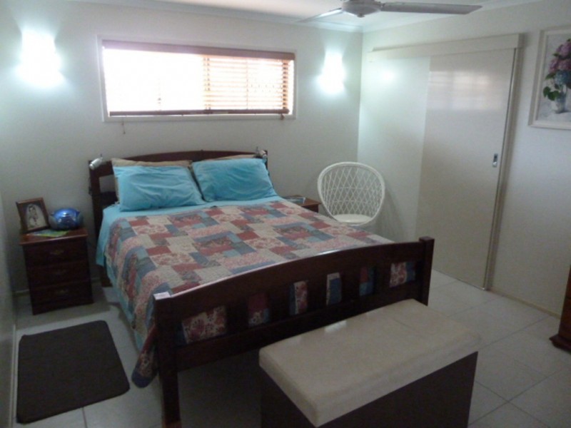 4 Lindesay, South Mackay QLD 4740