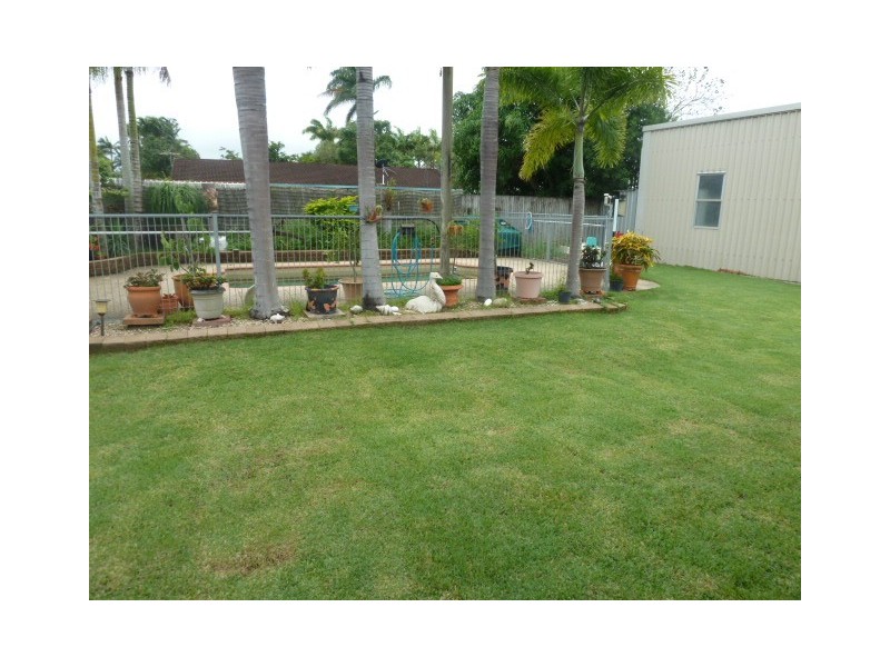 4 Lindesay, South Mackay QLD 4740