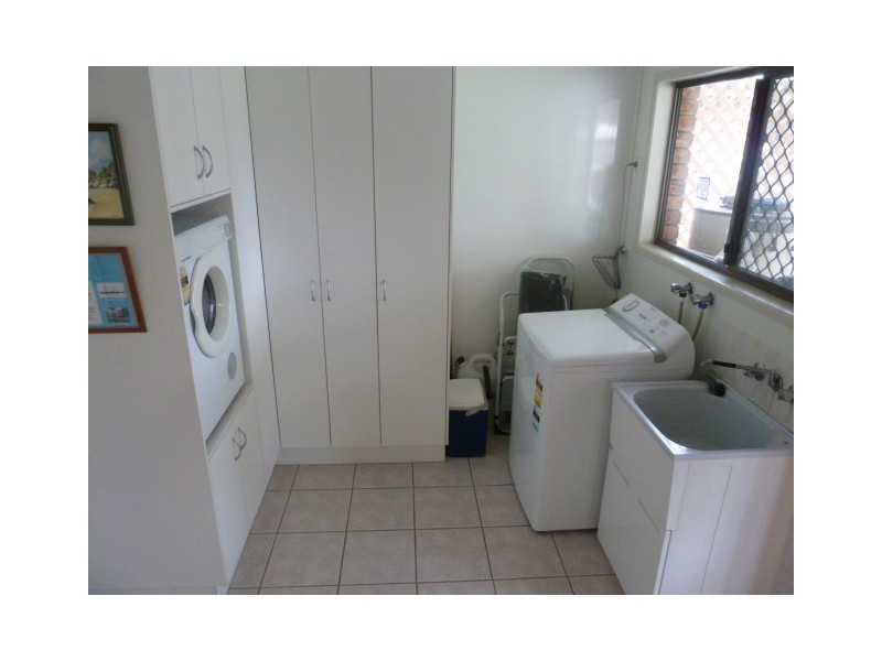 4 Lindesay, South Mackay QLD 4740