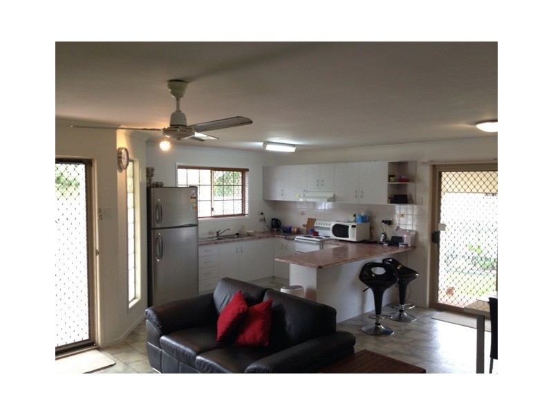 3 / 48 Banksia Av, Andergrove QLD 4740