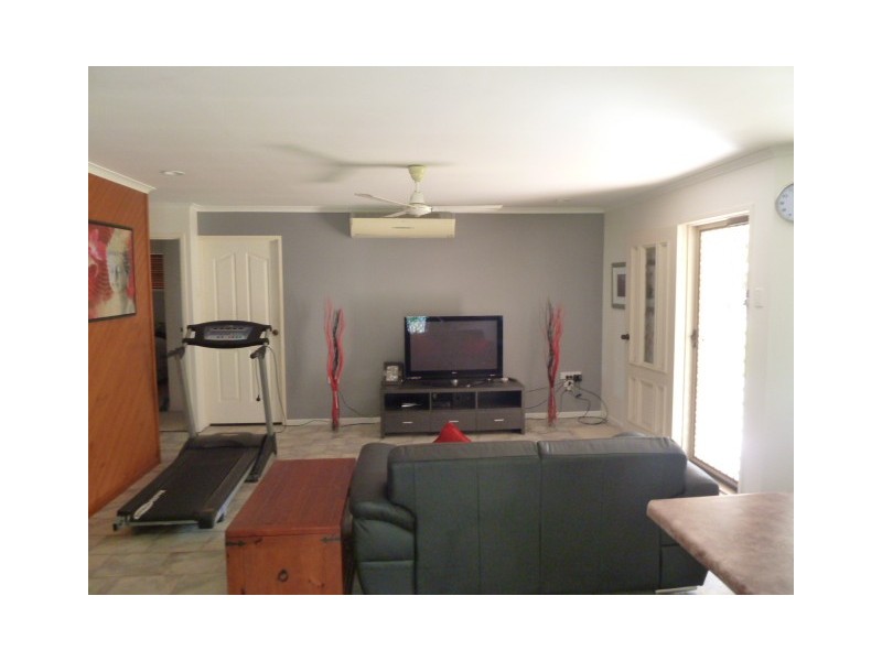 3 / 48 Banksia Av, Andergrove QLD 4740