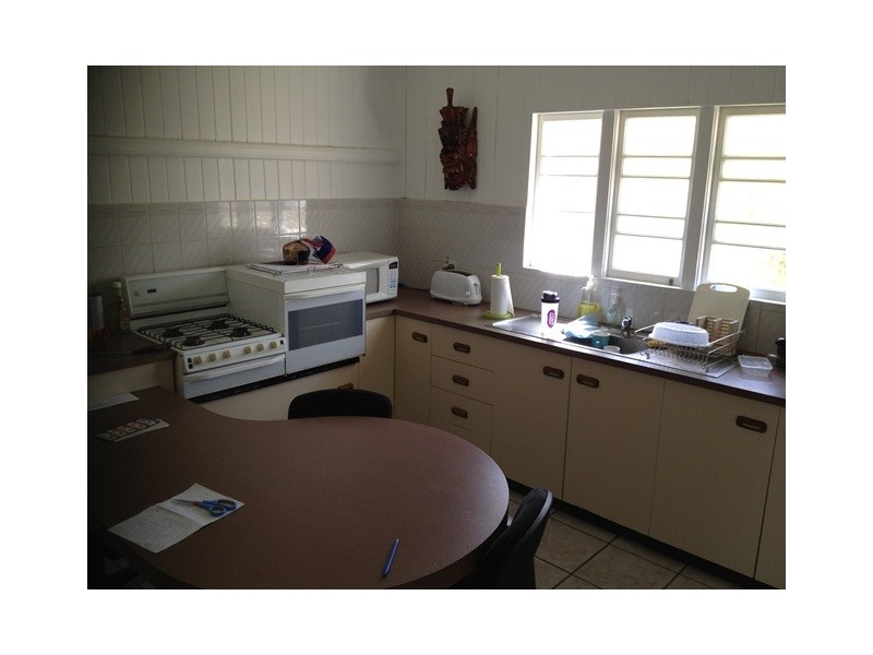 87 Nebo Road, West Mackay QLD 4740