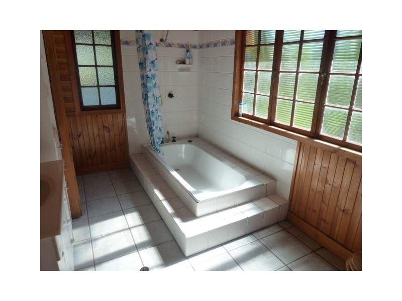 837 Grasstree  Road, Sarina QLD 4737