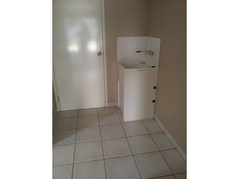 Unit 2 – 8 Prudhoe, East Mackay QLD 4740