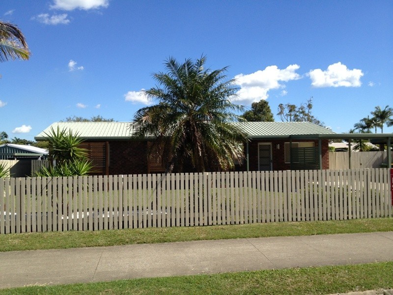 31 Mansfield Drive, Beaconsfield QLD 4740