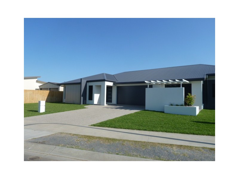 1 Bellavista Circuit, Beaconsfield QLD 4740