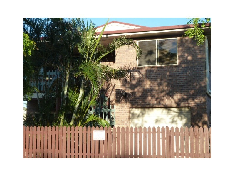 77 Zelma Street, Grasstree Beach QLD 4740