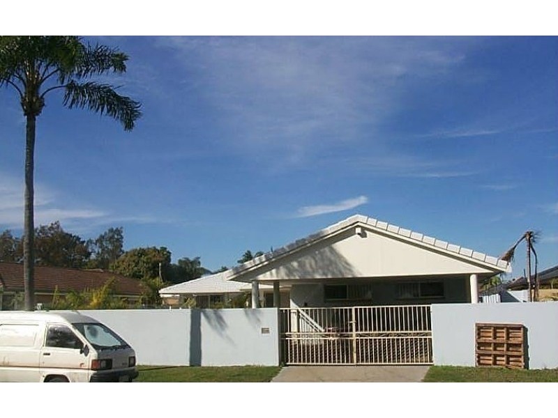 Broadbeach Waters QLD 4218