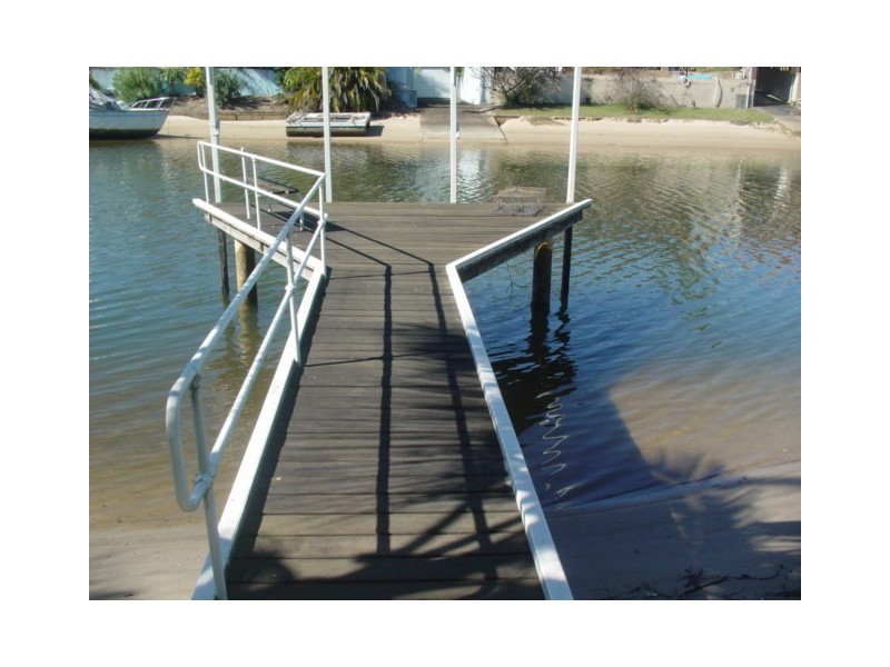 Broadbeach Waters QLD 4218