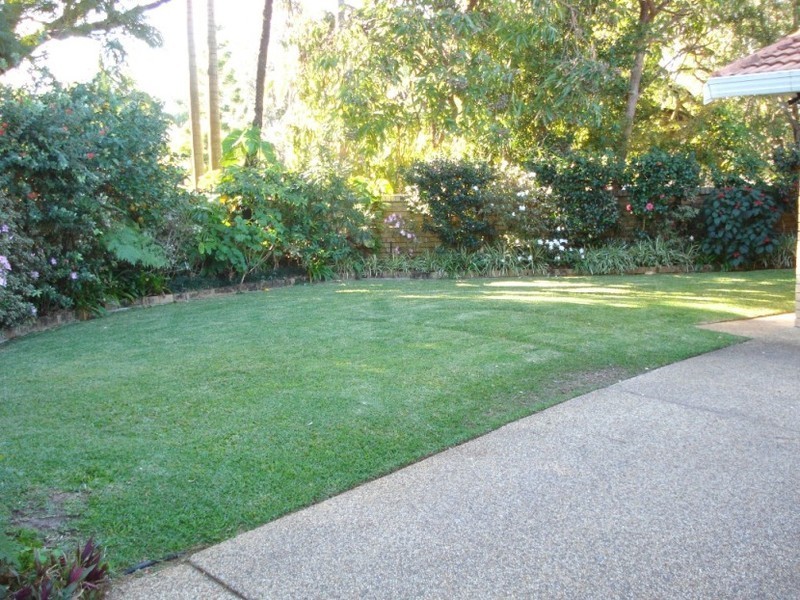 Broadbeach Waters QLD 4218