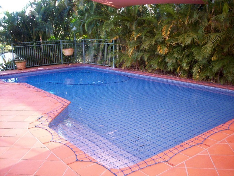 Clear Island Waters QLD 4226