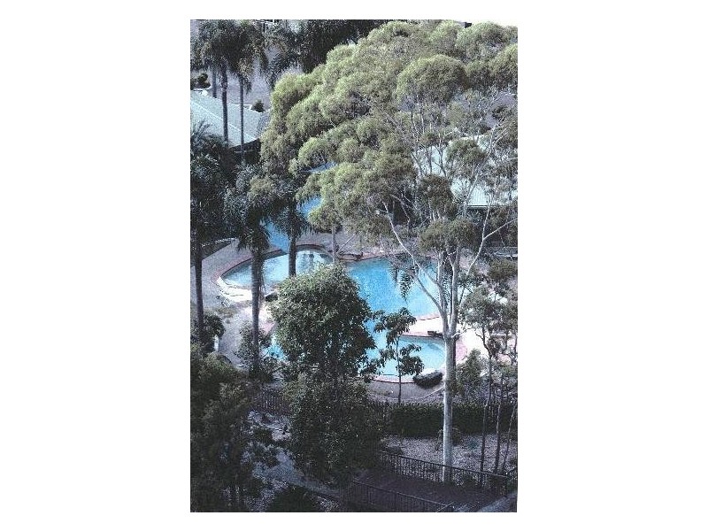 Broadbeach Waters QLD 4218