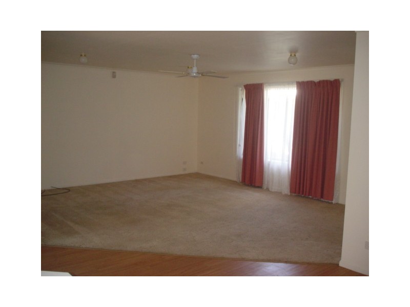 Varsity Lakes QLD 4227