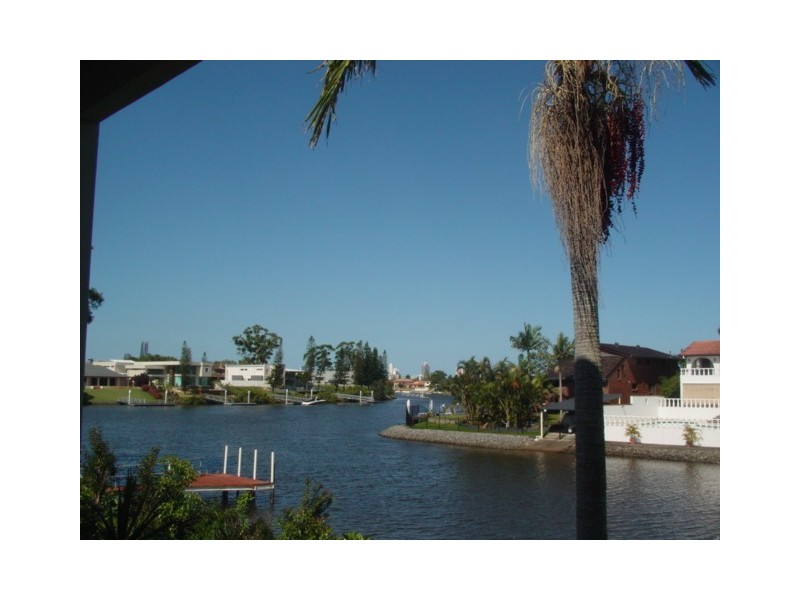 Broadbeach Waters QLD 4218