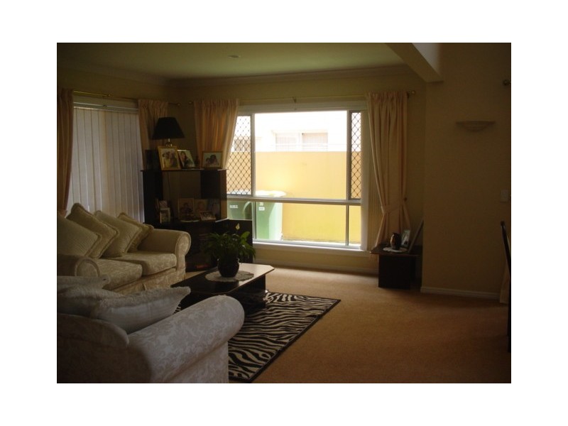 20 Massachusets Court, Varsity Lakes QLD 4227