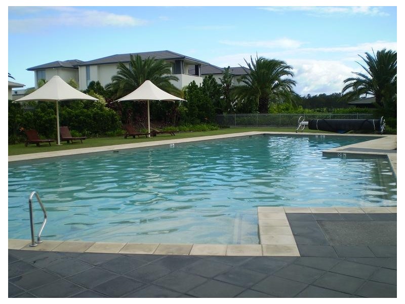 Hope Island QLD 4212