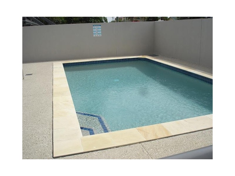 Mermaid Beach QLD 4218