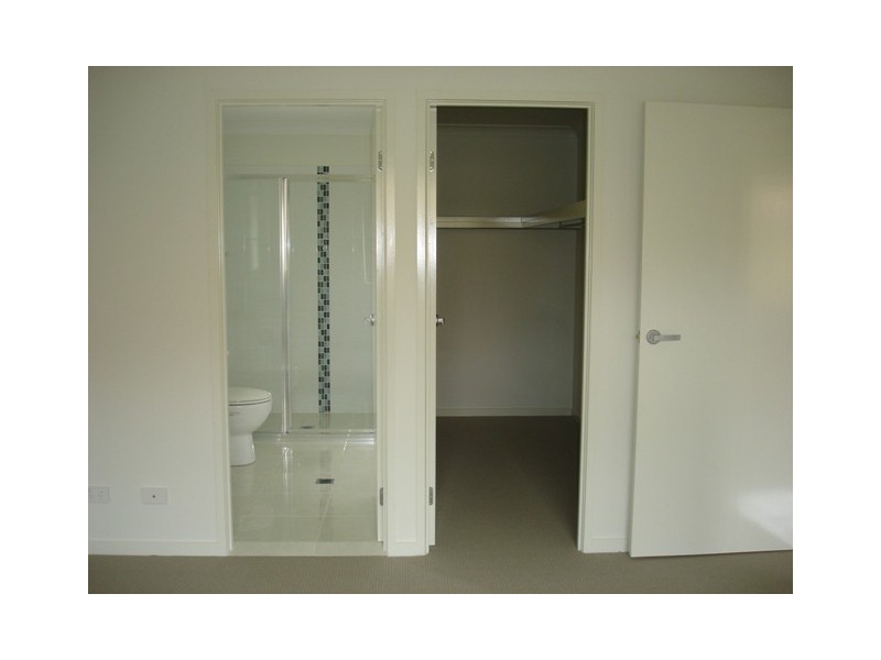 9 Jet St, Upper Coomera QLD 4209