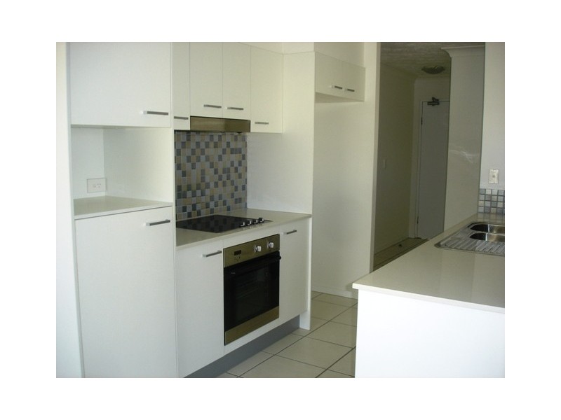 15/15-17 Lloyd Street, Southport QLD 4215