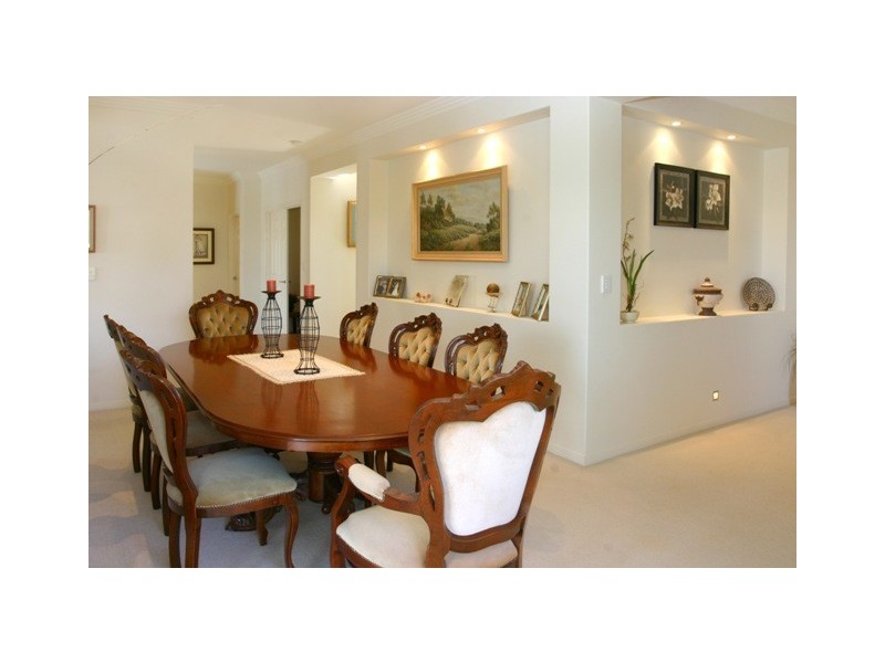 32 Clear Water Bay Avenue, Clear Island Waters QLD 4226
